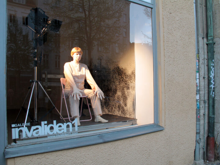 Insistere Performance Berlin Invaliden1
